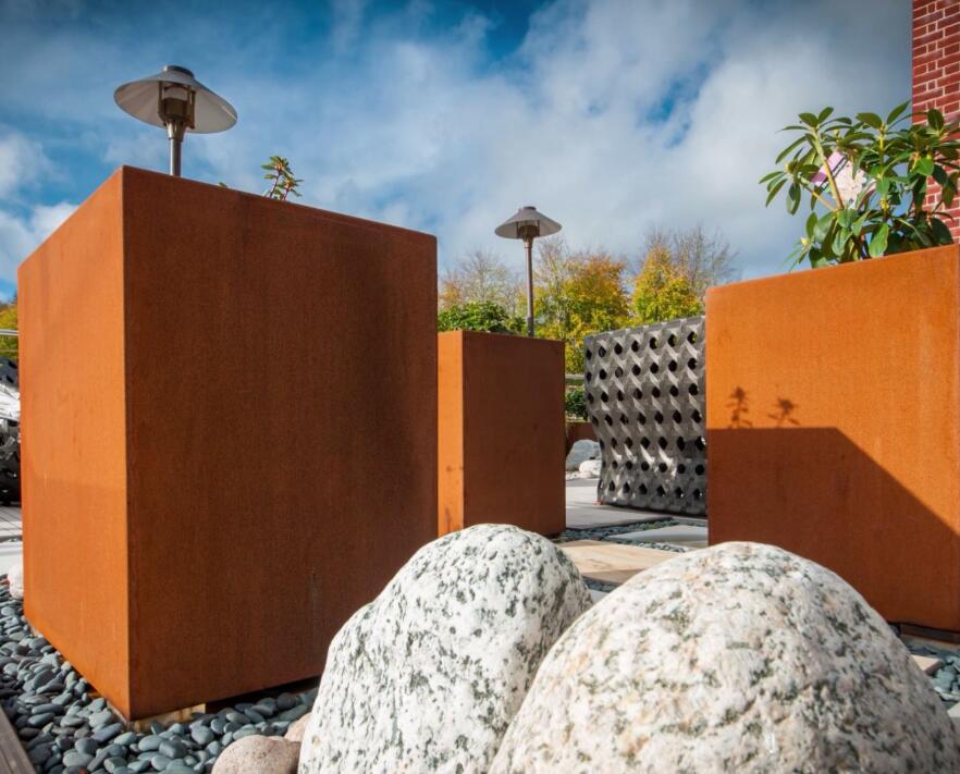 萨迦锈钢板花箱